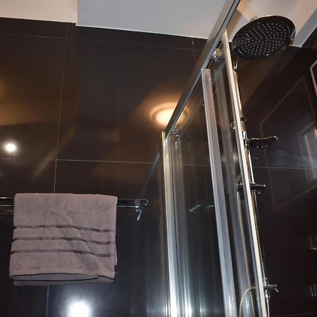 Klara'S Apartment Ниш Экстерьер фото