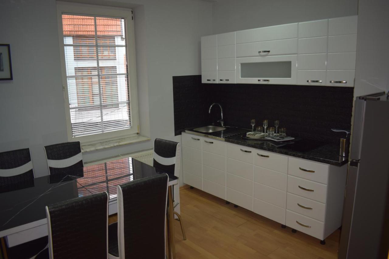 Klara'S Apartment Ниш Экстерьер фото